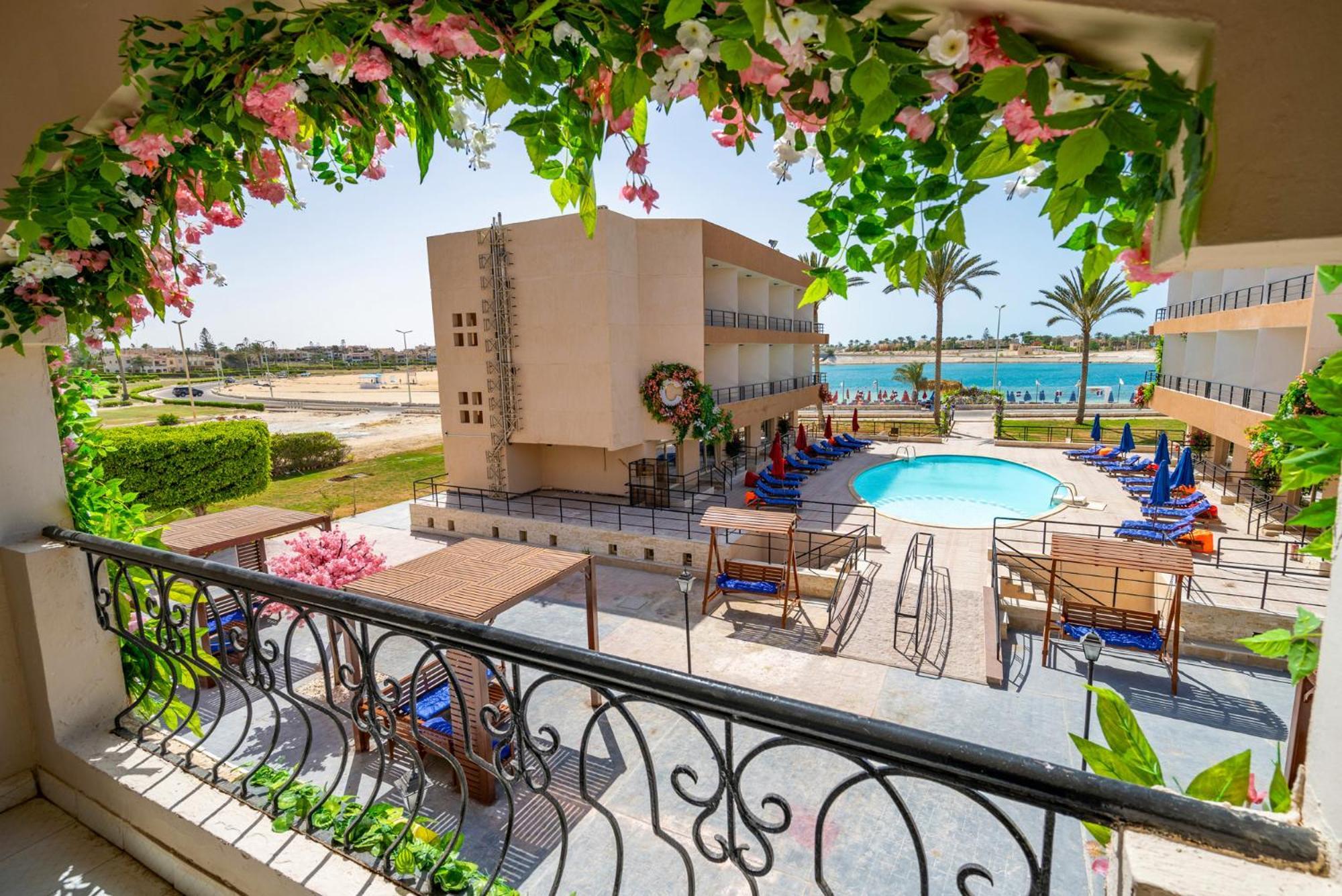 Marina Plaza Resort Alamein El Alamein Exterior photo